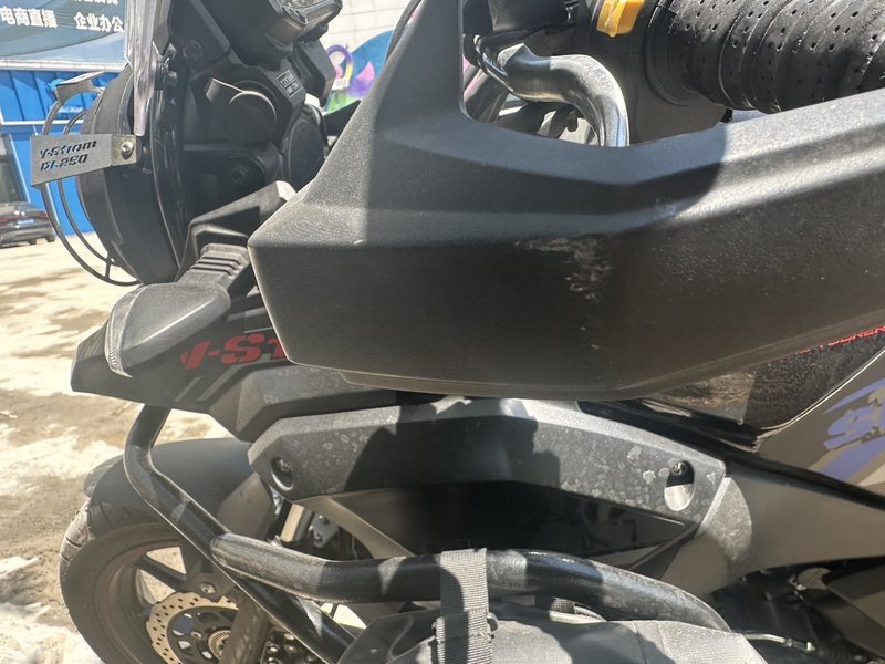 二手豪爵铃木DL250