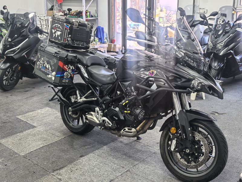 二手贝纳利金鹏 TRK502