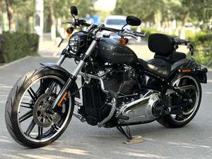二手哈雷戴维森突破者 Breakout