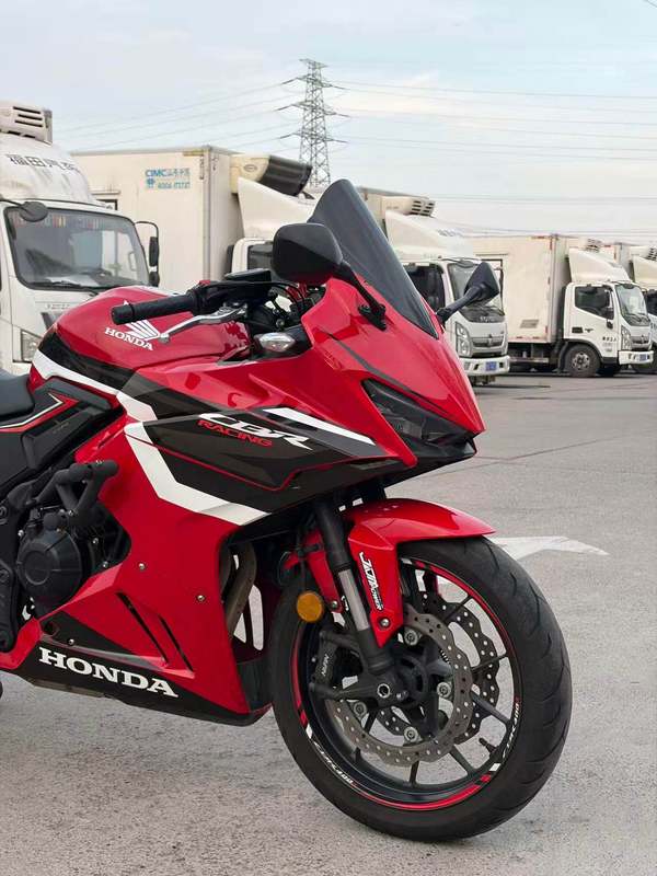 二手本田CBR400R