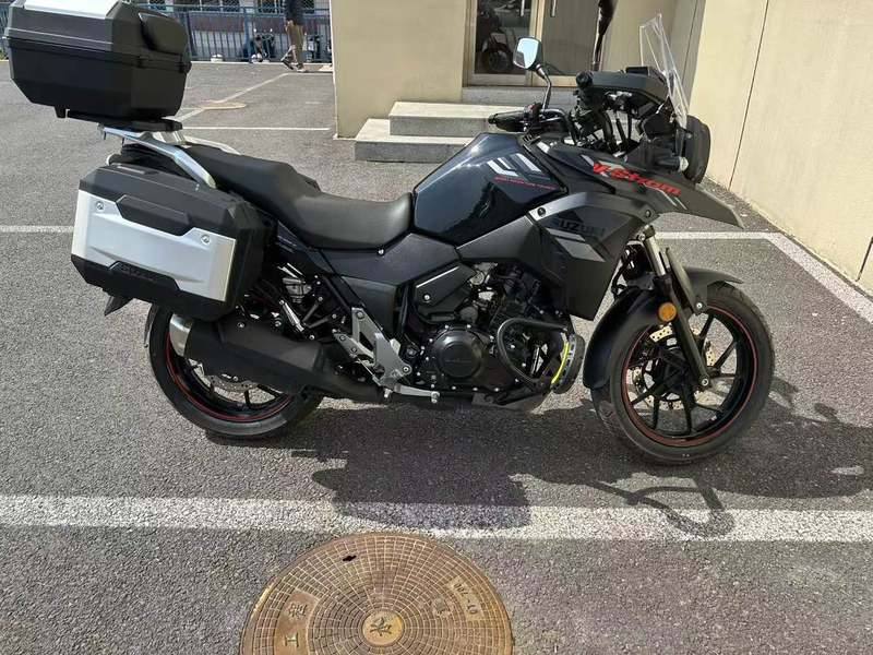 二手豪爵铃木DL250