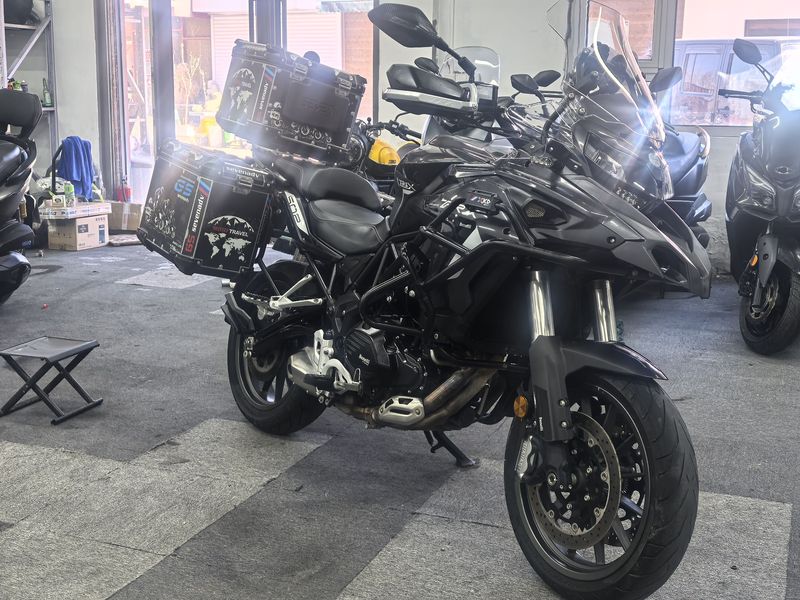 二手贝纳利金鹏 TRK502