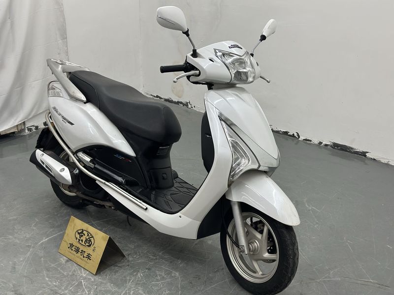 二手五羊本田SCR110 佳御