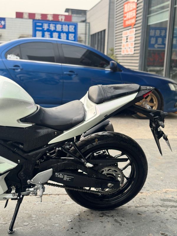 二手雅马哈YZF-R3