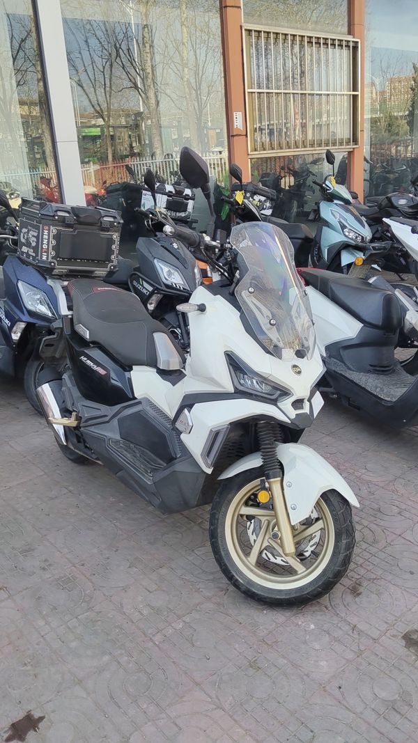 二手三阳哈士奇 Husky ADV150