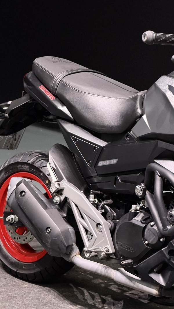 二手春风ST狒狒