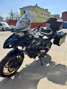 二手贝纳利TRK552