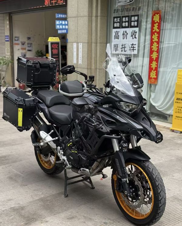 二手贝纳利TRK552