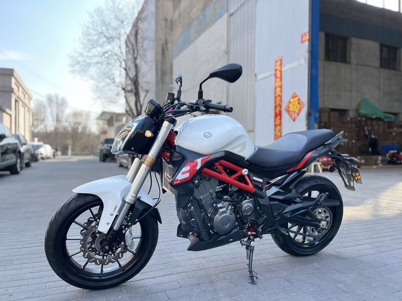 二手贝纳利蓝宝龙 BN302S