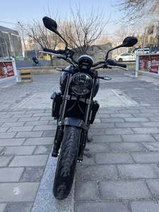 二手凯旋Trident 660