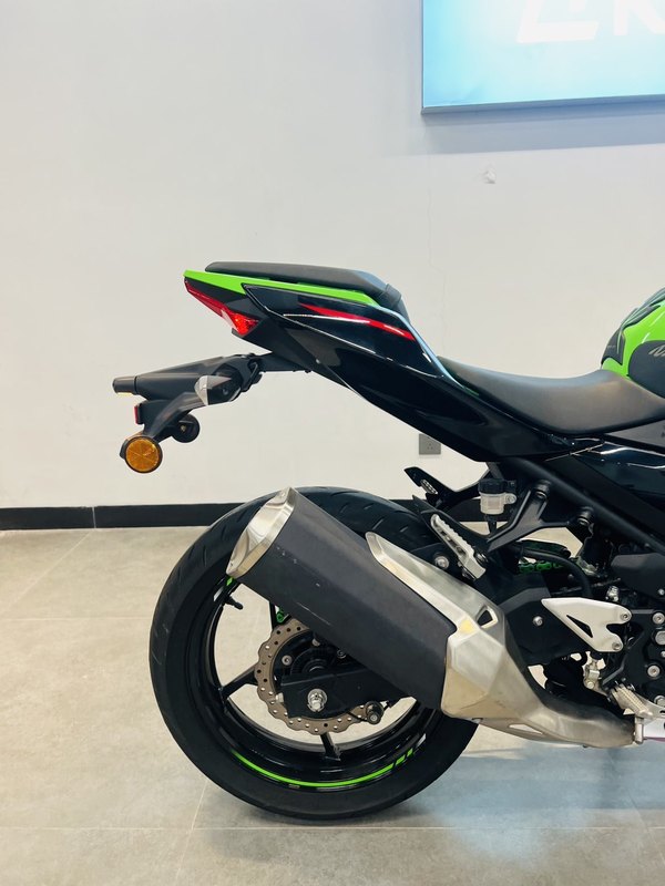 二手川崎Ninja 400