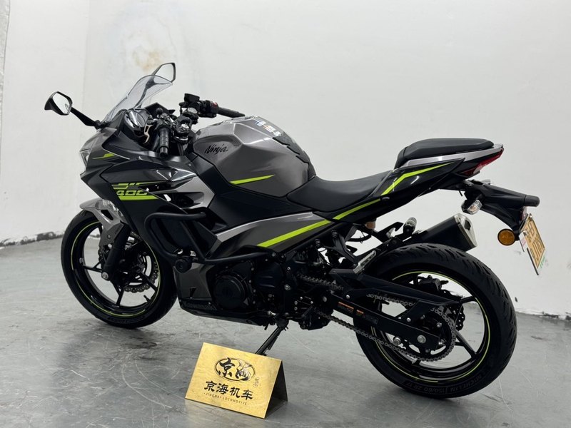二手川崎Ninja 400