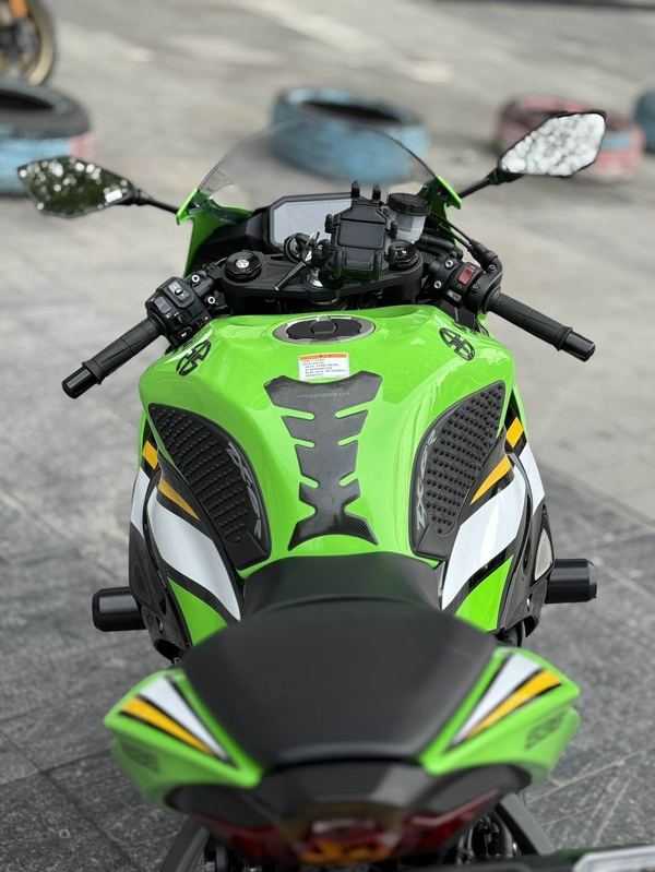 二手川崎Ninja ZX-6R 