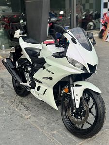 二手雅马哈YZF-R3