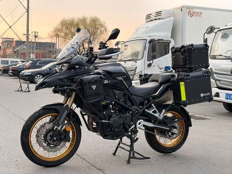 二手贝纳利TRK552