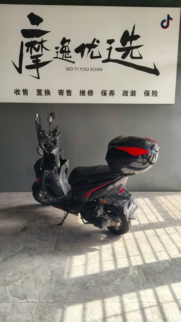 二手新大洲本田裂行 RX125Fi