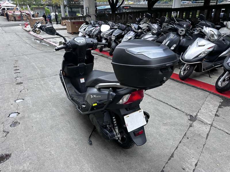 二手豪爵虎鲨VX125