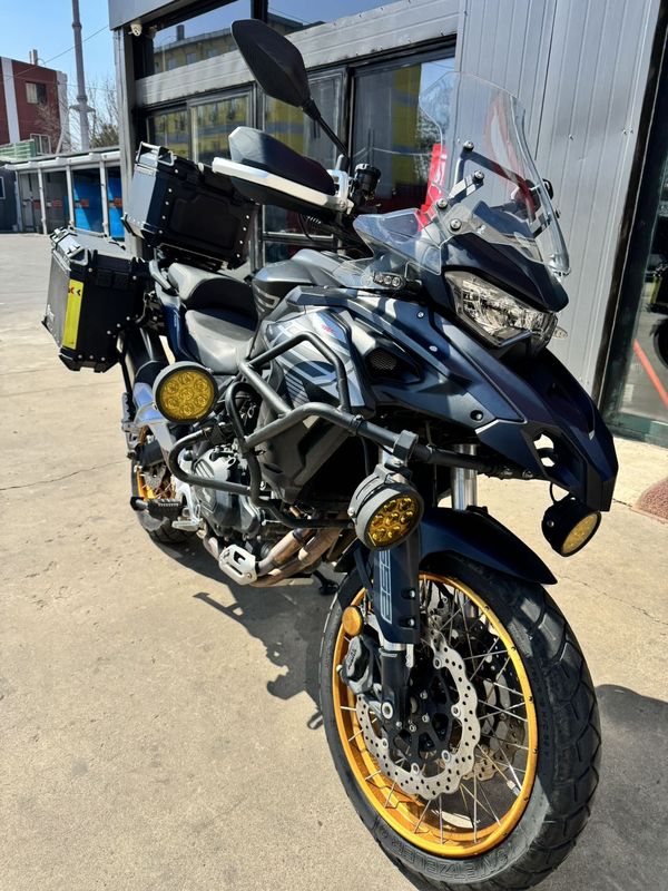 二手贝纳利TRK552