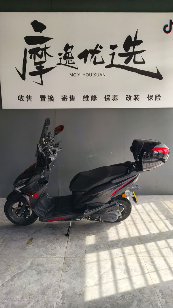 二手新大洲本田裂行 RX125Fi