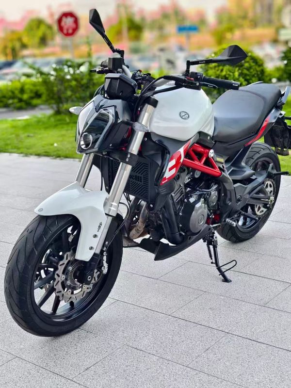 二手贝纳利蓝宝龙 BN302S