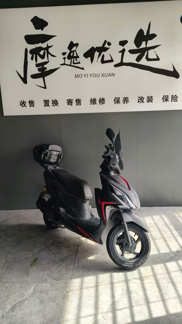 二手新大洲本田裂行 RX125Fi