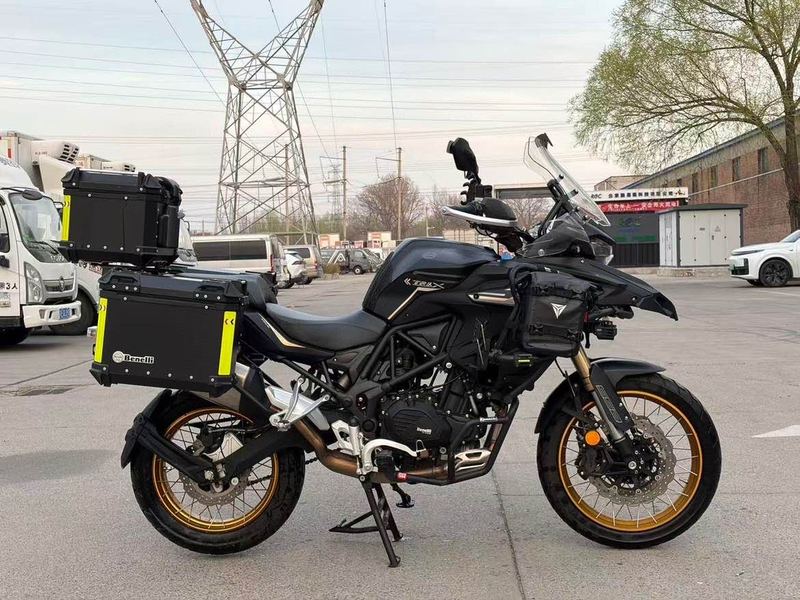 二手贝纳利TRK552