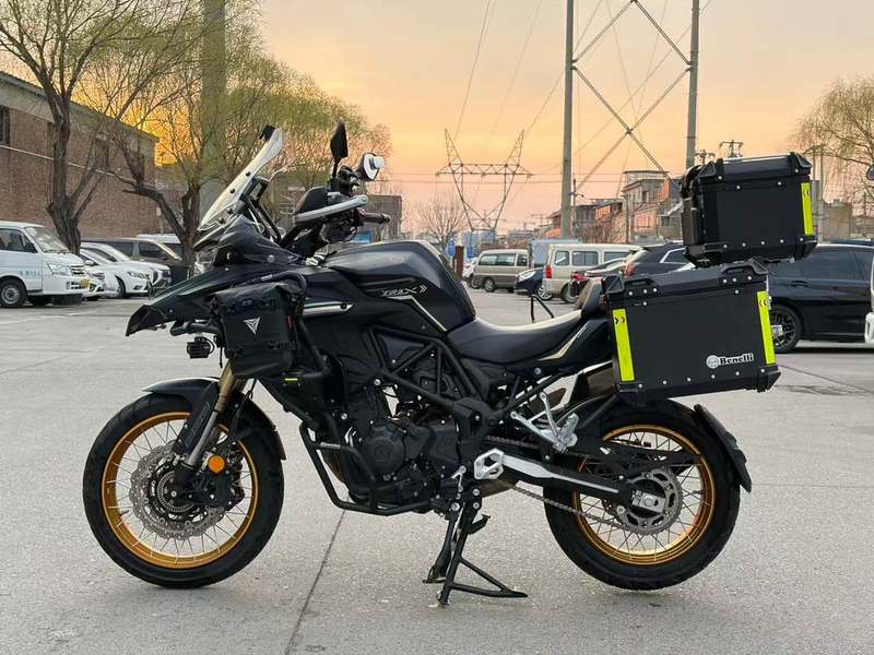 二手贝纳利TRK552