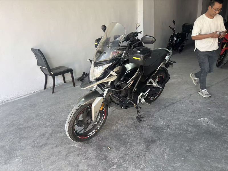 二手五羊本田猛鸷 CB190X