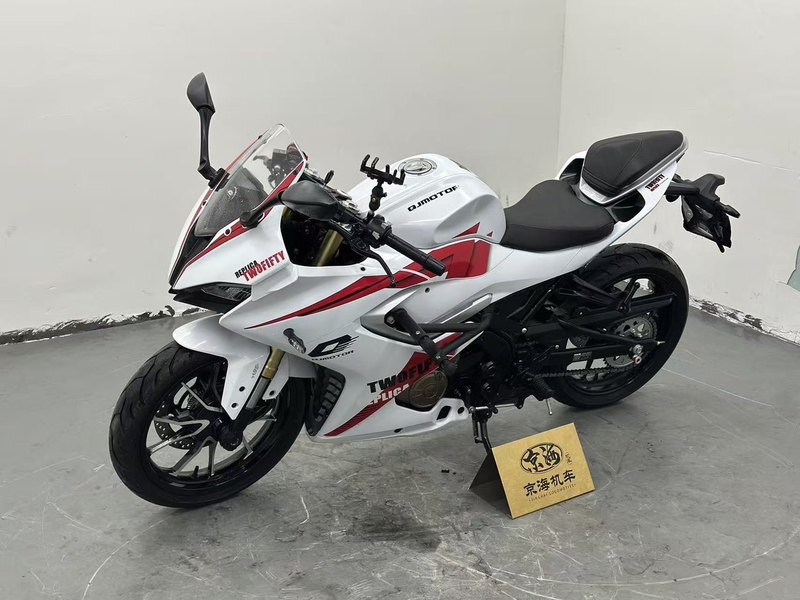 二手QJMOTOR赛250