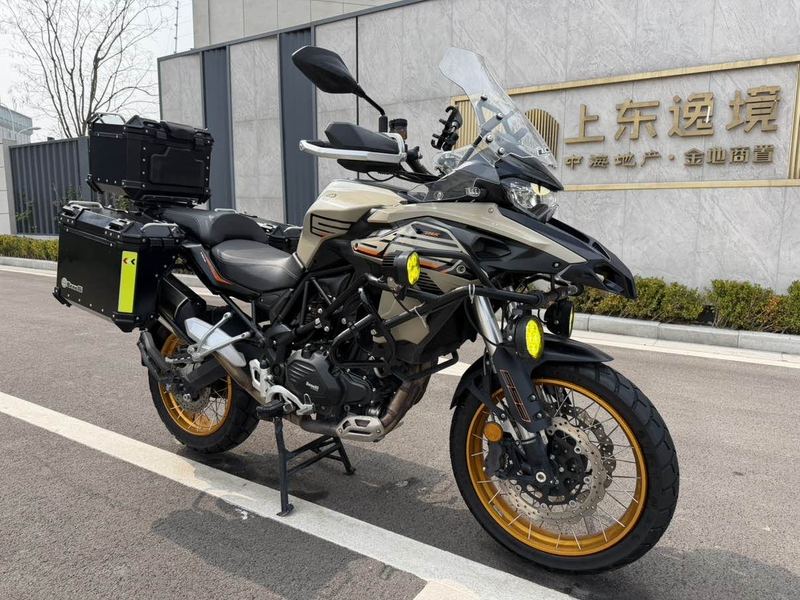 二手贝纳利TRK552