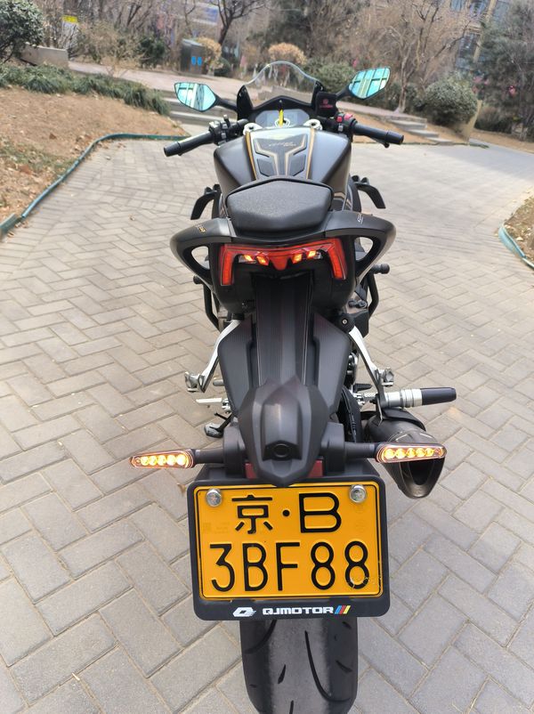 二手QJMOTOR赛800