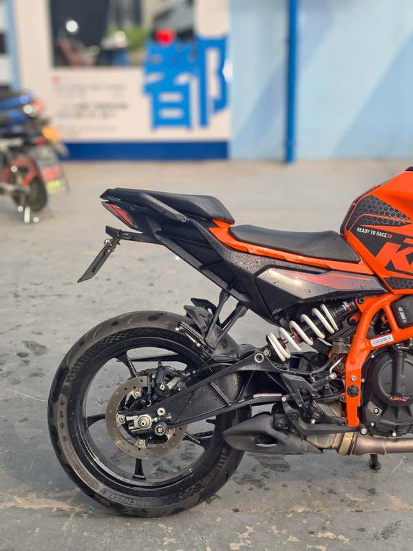 二手KTMR2R390 Duke