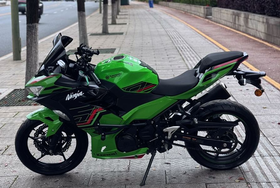 二手川崎Ninja 400