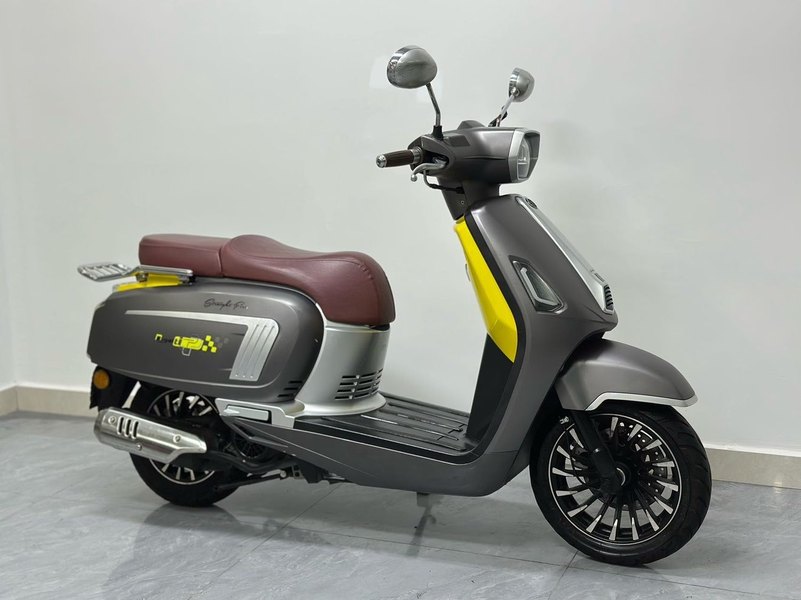 二手嘉鹏布加迪