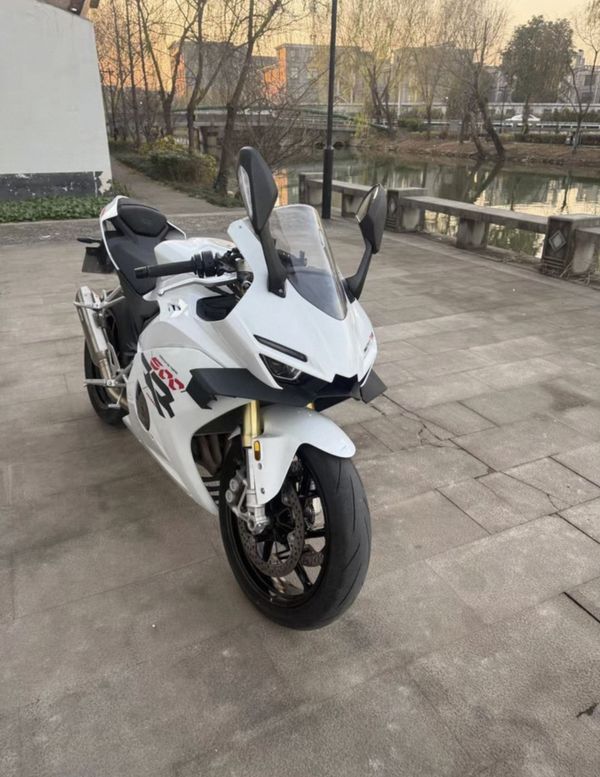 二手张雪机车500RR