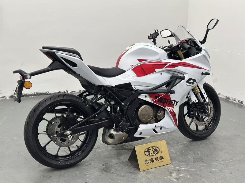 二手QJMOTOR赛250