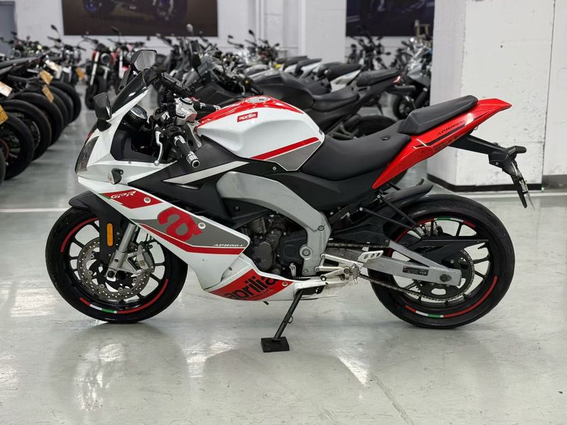 二手宗申阿普利亚GPR150R