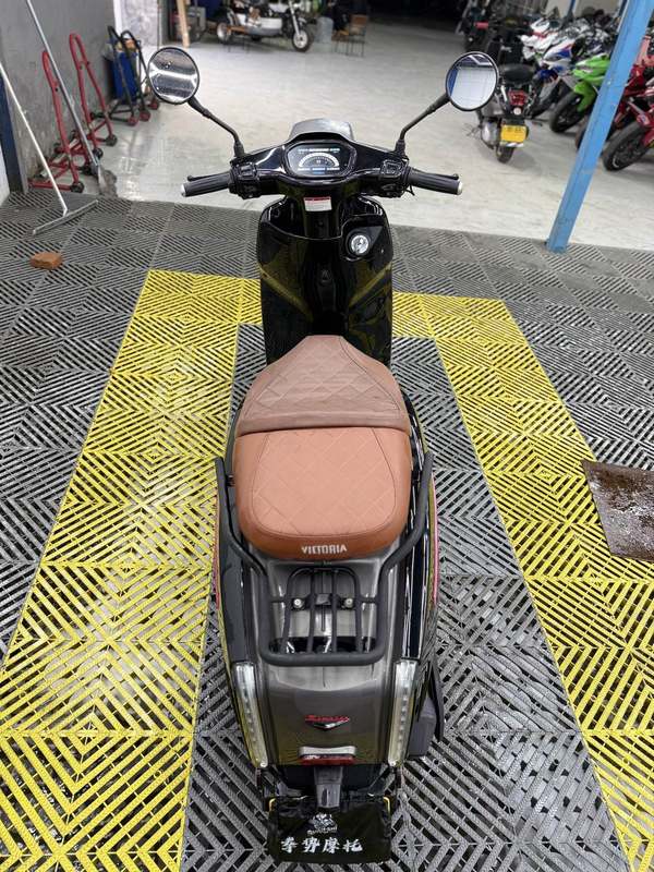 二手维多利亚Sixties 150Si