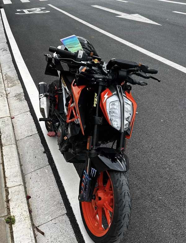 二手KTMR2R390 Duke