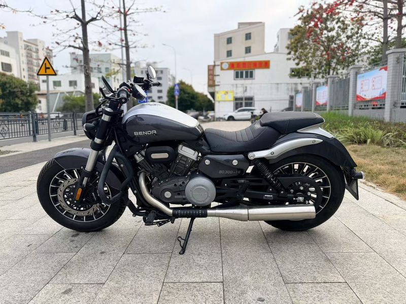 二手奔达Rock300 灰石