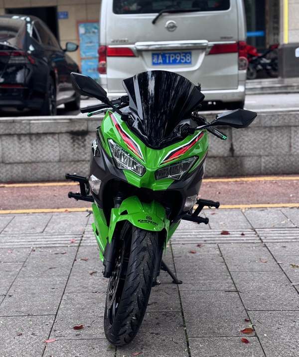 二手川崎Ninja 400