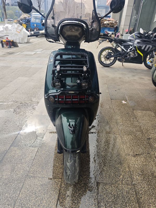 二手维多利亚Sixties 300i