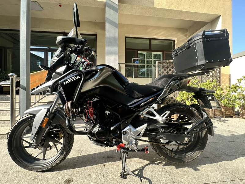 二手五羊本田猛鸷 CB190X