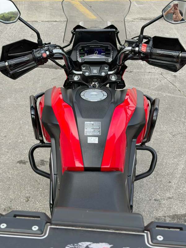 二手五羊本田猛鸷 CB190X