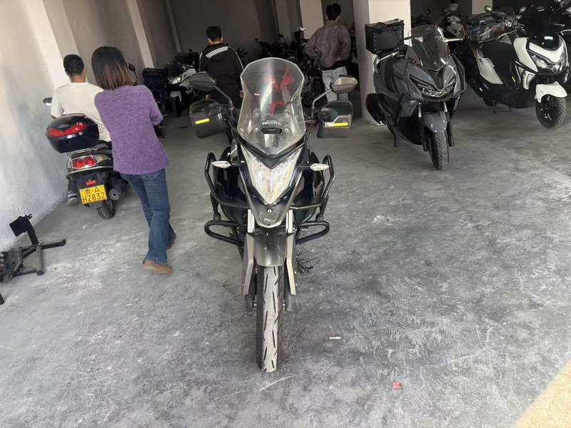 二手五羊本田猛鸷 CB190X