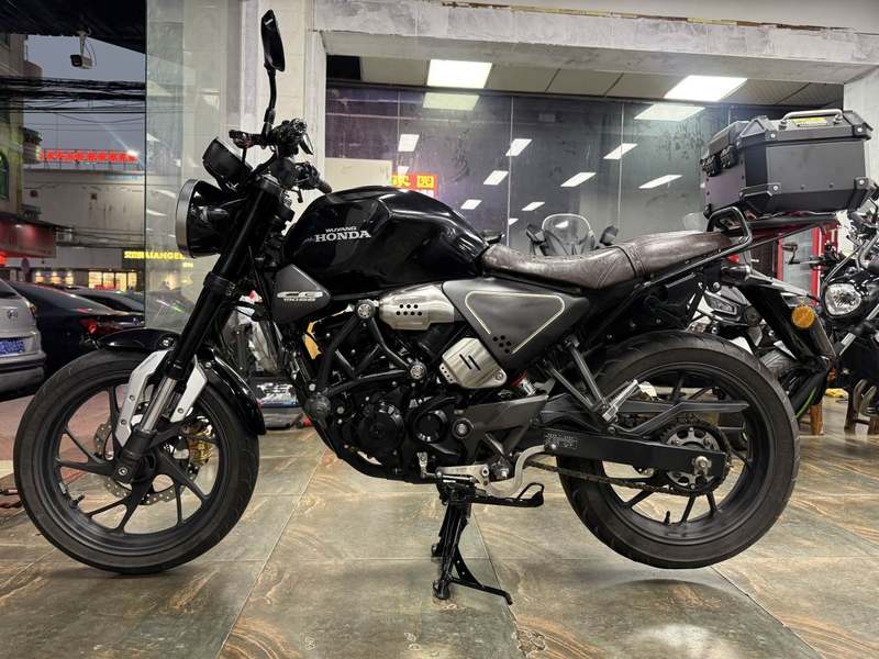 二手五羊本田鸷道 CB190SS