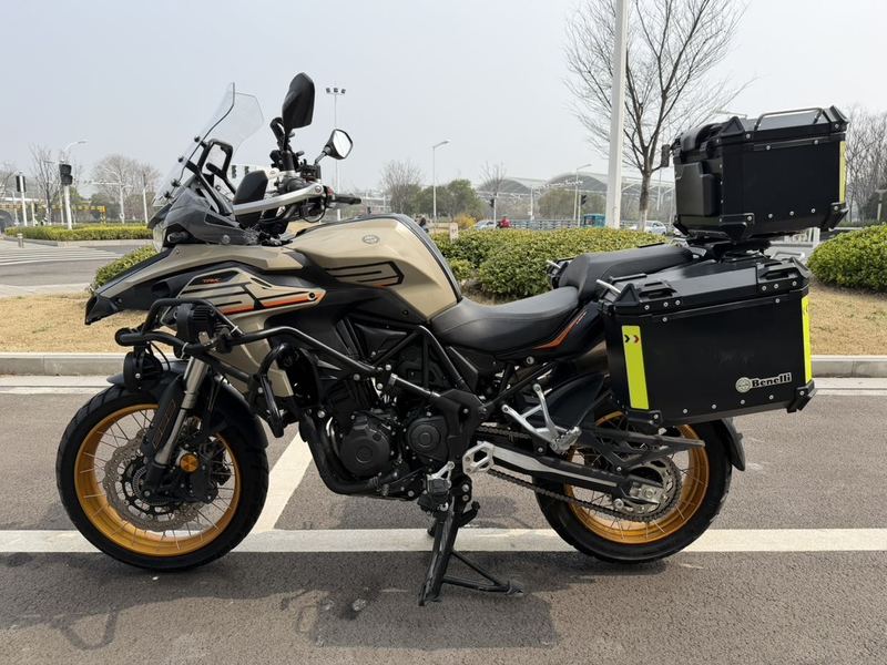 二手贝纳利TRK552