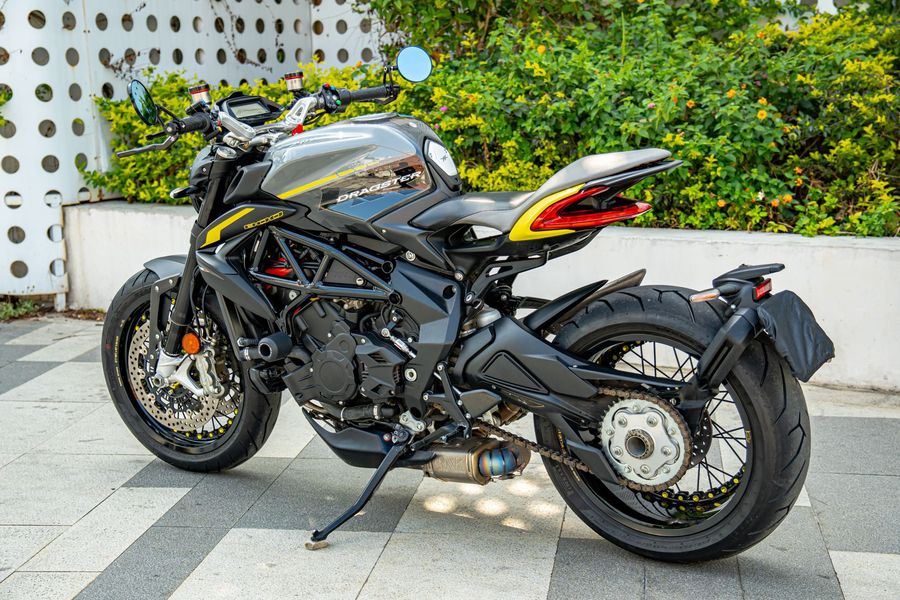 二手奥古斯塔Dragster 800