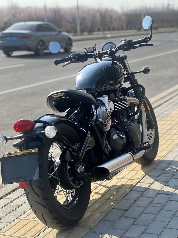 二手凯旋Bonneville Bobber