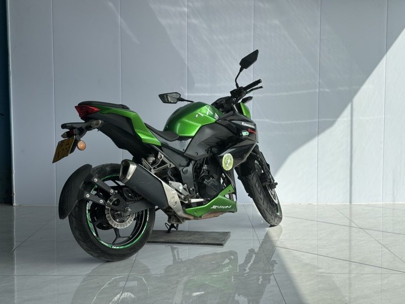 二手川崎Z 250 ABS